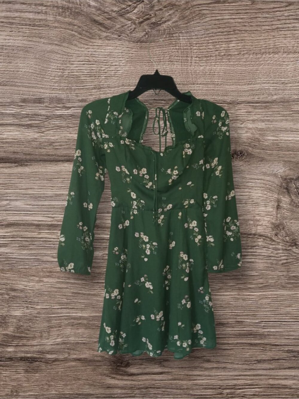 Abercrombie & Fitch Women's Size XL Green Floral Long Sleeve Smocked Mini Dress